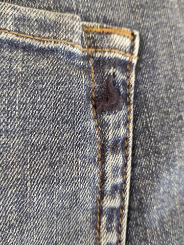 ESH-HOOR's Slim Fit 05 Pocket, Recycled Cotton, Sustainable Denim Jean
