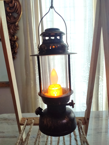 HAND CRAFTED INTERIOR DECORATIVE WOODEN FRAME CANDLE, LANTERN LAMP